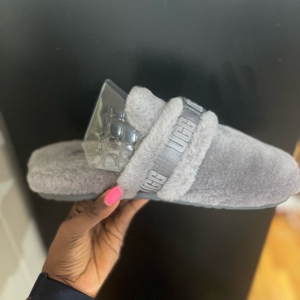 UGG fluff it metal comfort fluff slippers - Picture 3 of 9